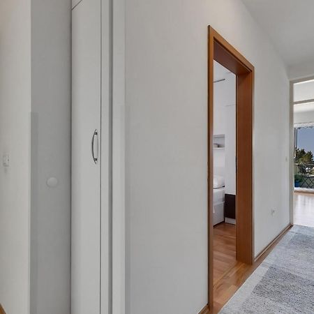 Apartment Pine Fine With Free Parking Makarska Eksteriør billede